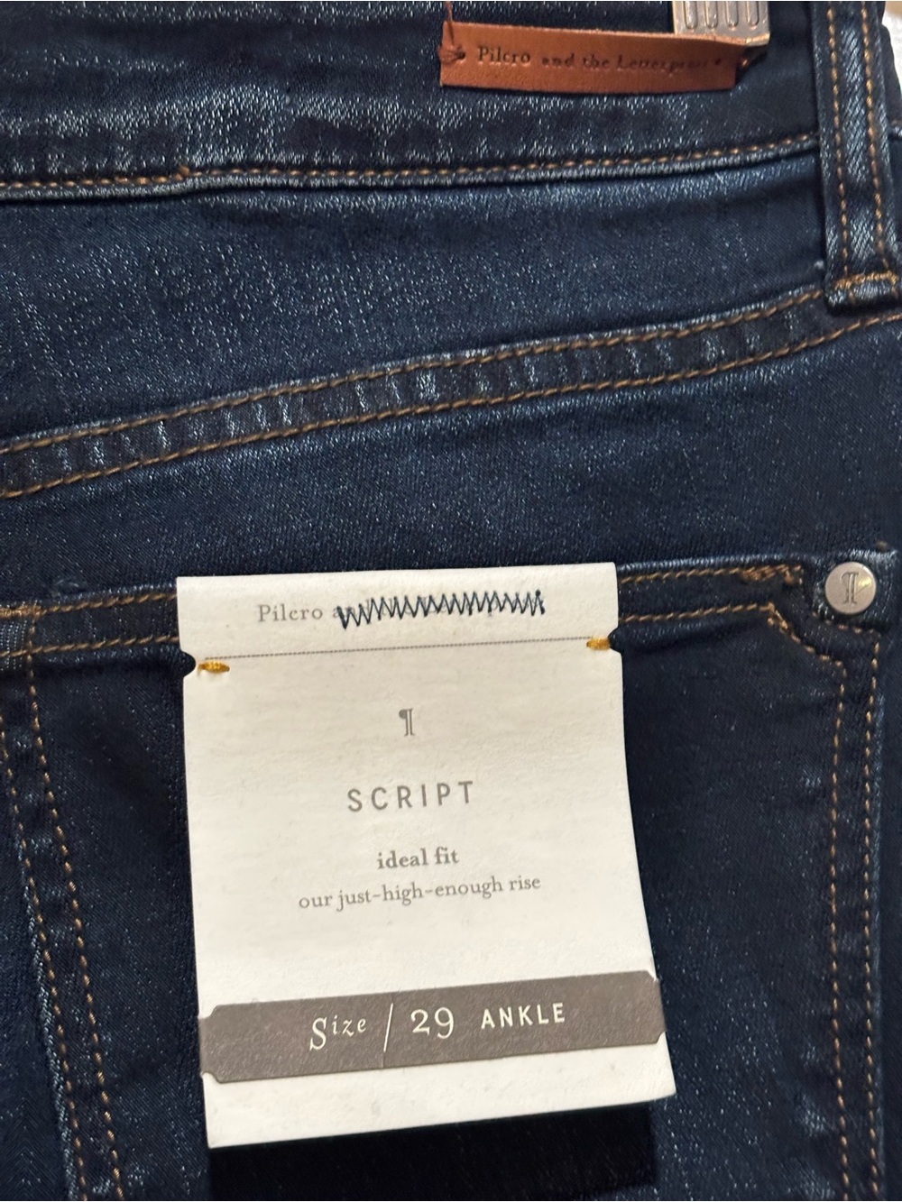 NEW Anthropologie Pilcro Script Ideal Fit Ankle Jeans Size 29
